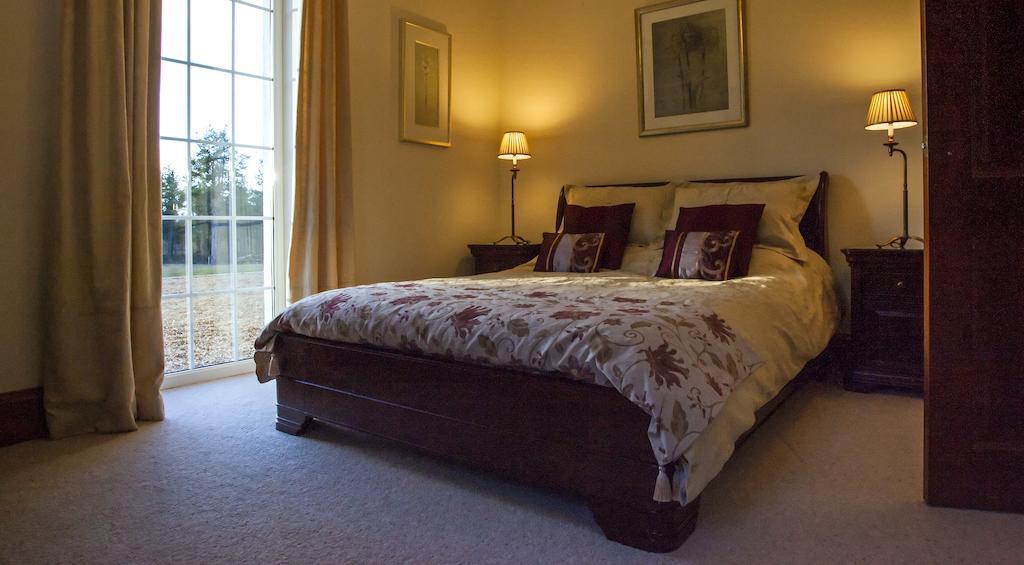 Bed and Breakfast Dinichean House à Daviot  Chambre photo